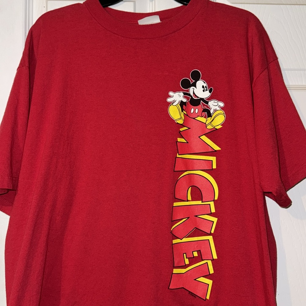 Vintage Disney Red Mickey Mouse shirt